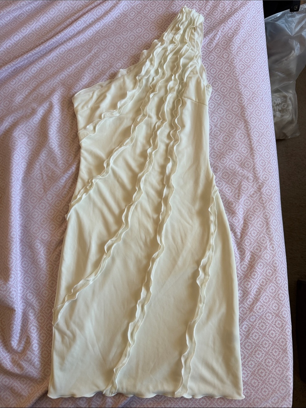 Tiger Mist One-Shoulder White Ruffle Dress